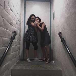 Meet your Posher, Aya